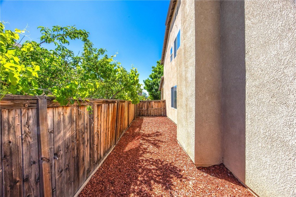 Hesperia, California, 92344, United States, 4 Bedrooms Bedrooms, ,3 BathroomsBathrooms,Residential,For Sale,2036953