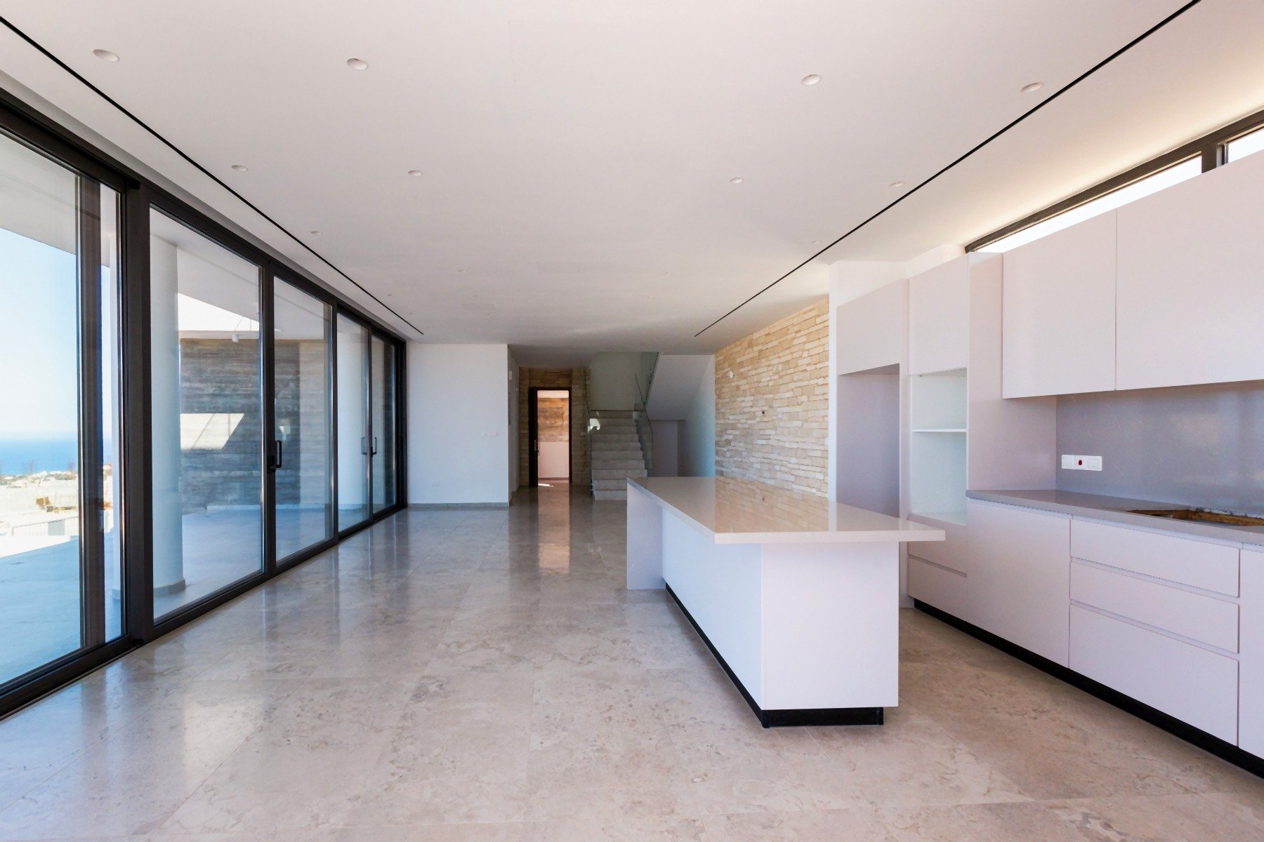  Four Bedroom Brand New Villa With a Swimming Pool in Peyia - 物件實景