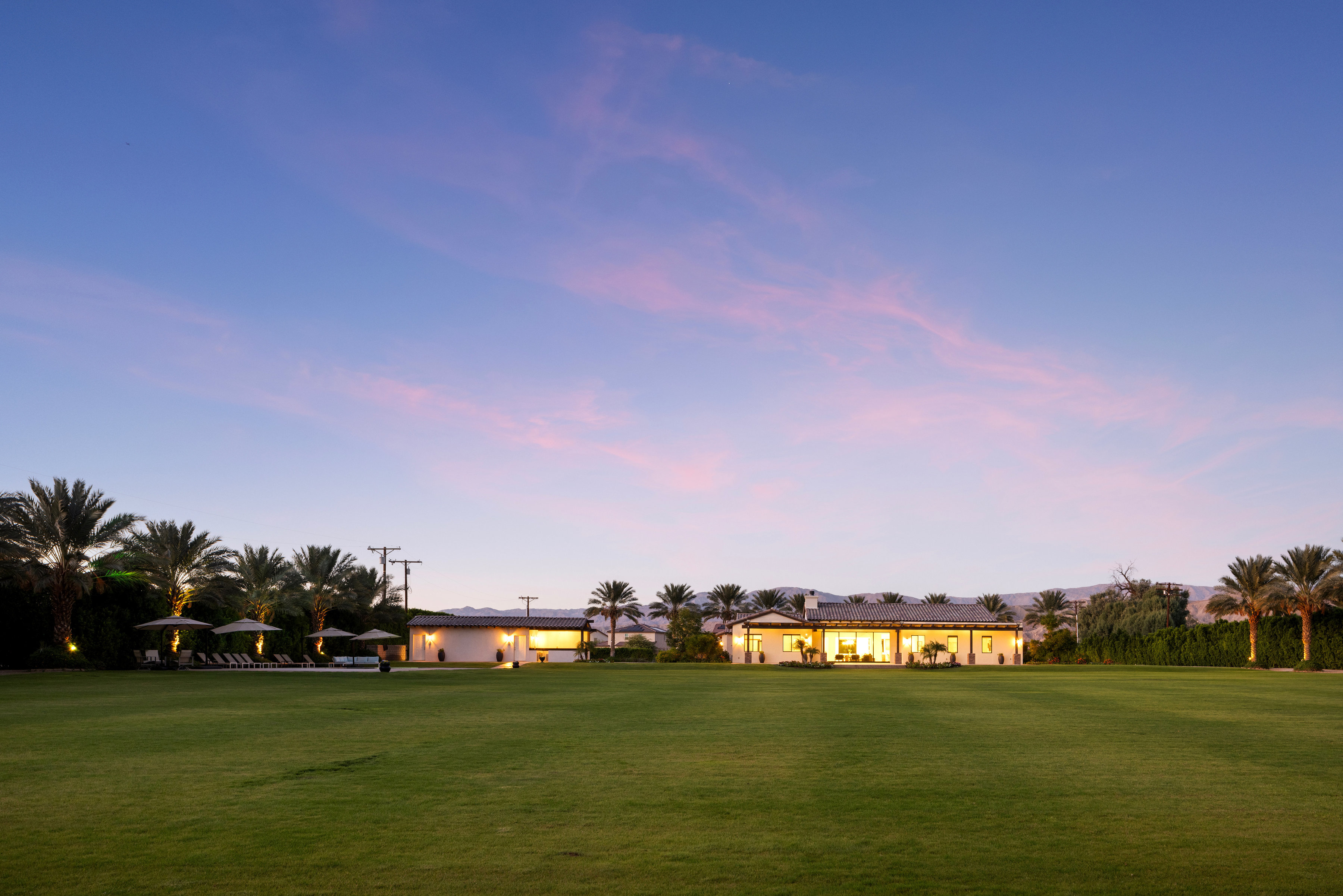  A Desert Retreat Designed to Earn and Entertain - 物件實景