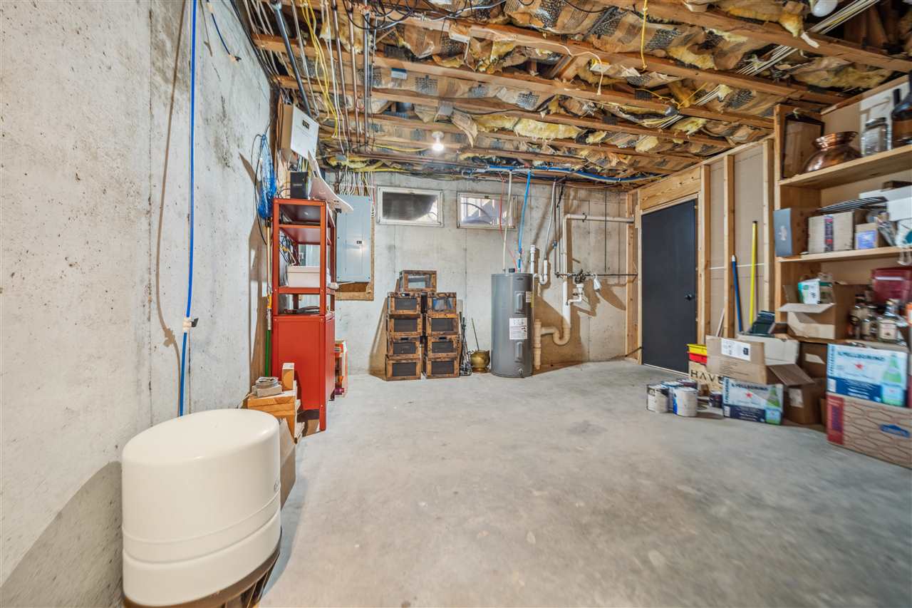 Richmond, Indiana, 47374, United States, 4 Bedrooms Bedrooms, ,3 BathroomsBathrooms,Residential,For Sale,1744231