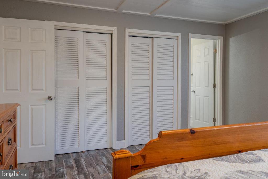 Gore, Virginia, 22637, United States, 4 Bedrooms Bedrooms, ,3 BathroomsBathrooms,Residential,For Sale,1949444