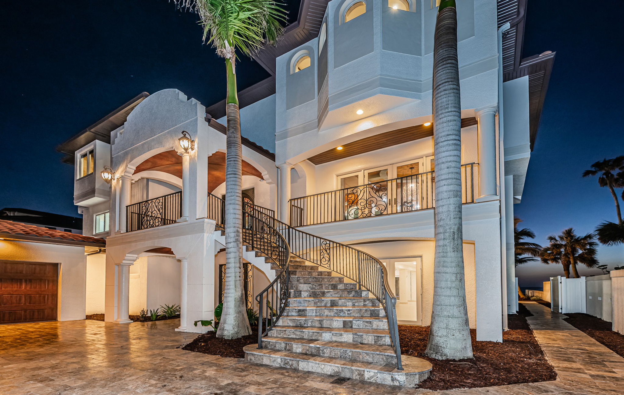 Redington Beach, Florida, 33708, United States, 5 Bedrooms Bedrooms, ,10 BathroomsBathrooms,Residential,For Sale,1697870