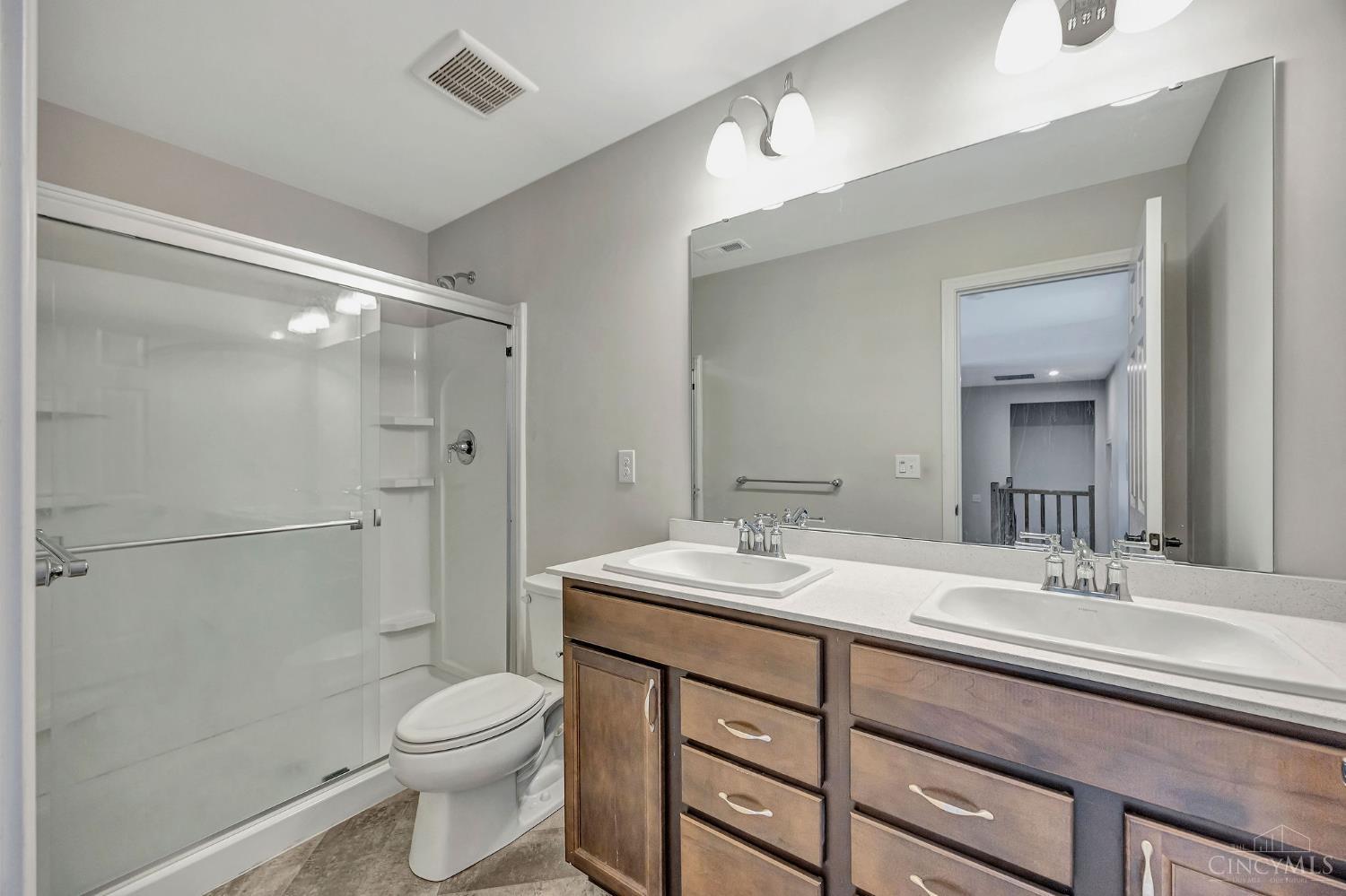 Liberty Twp, Ohio, 45011, United States, 5 Bedrooms Bedrooms, ,4 BathroomsBathrooms,Residential,For Sale,1998520