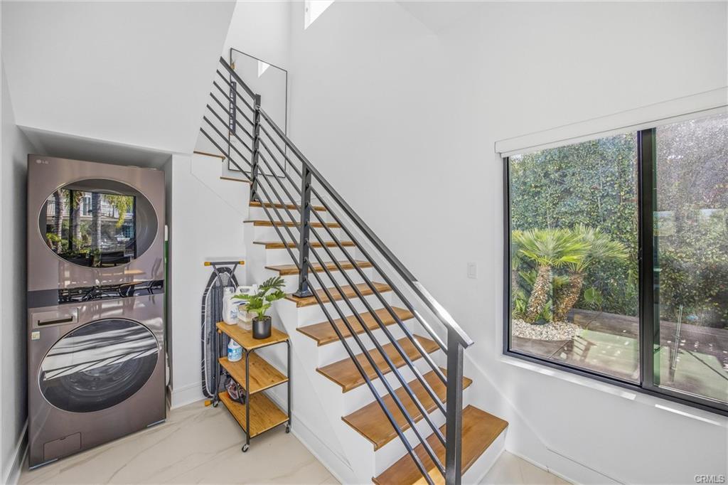 Redlands, California, 92373, United States, 5 Bedrooms Bedrooms, ,5 BathroomsBathrooms,Residential,For Sale,2012094