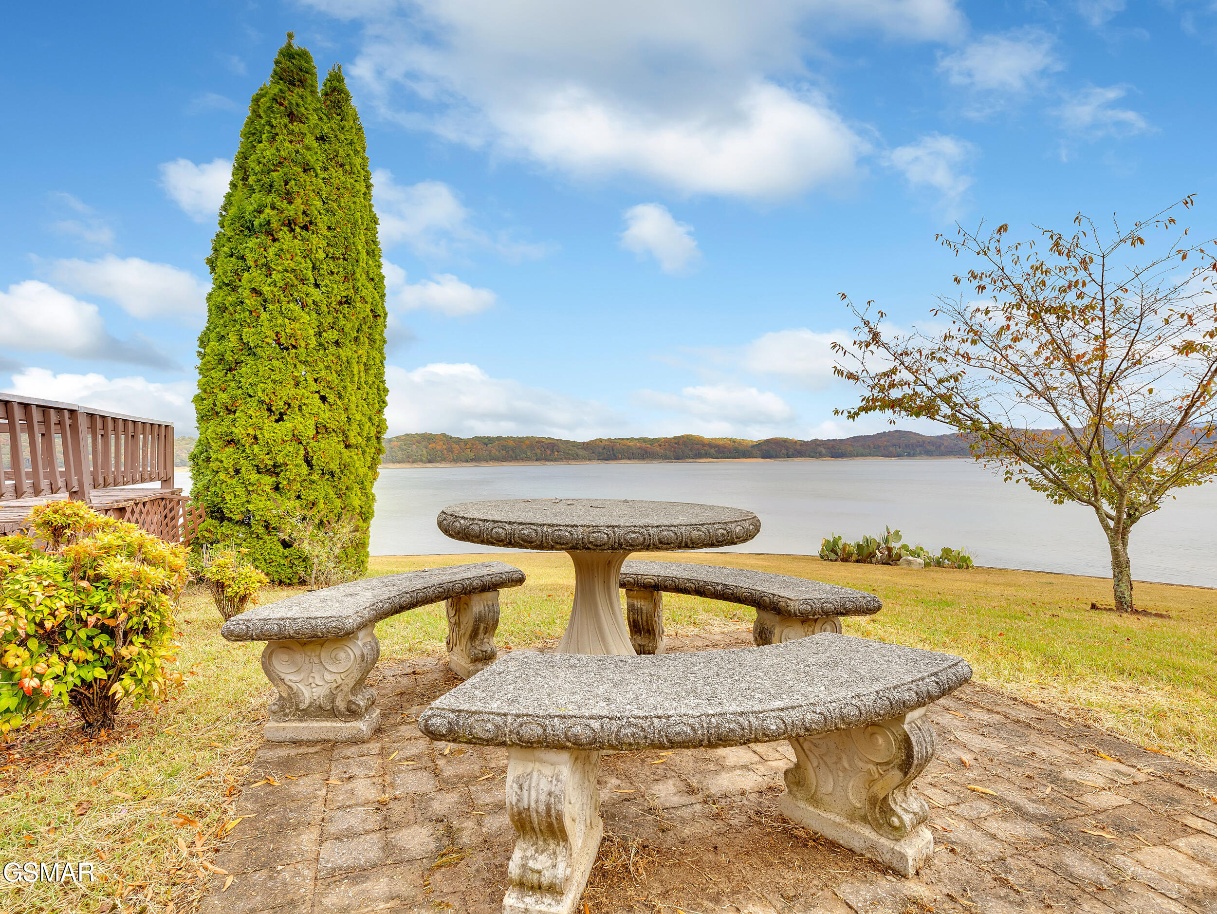 Dandridge, Tennessee, 37725, United States, 3 Bedrooms Bedrooms, ,1 BathroomBathrooms,Residential,For Sale,1973738