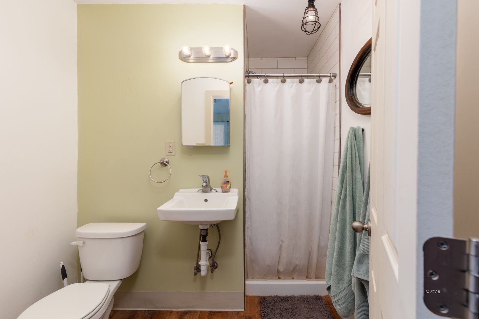 Elko, Nevada, 89801, United States, ,Residential,For Sale,1911391