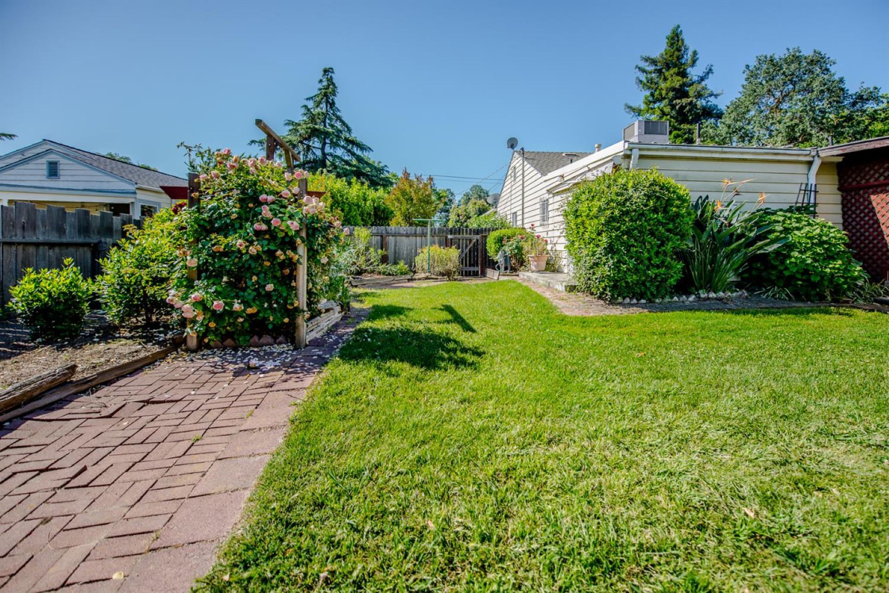  815 Woodland Avenue, Woodland, CA 95695 - 物件實景
