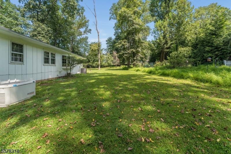Raritan Twp., New Jersey, 08822, United States, 3 Bedrooms Bedrooms, ,2 BathroomsBathrooms,Residential,For Sale,1917160