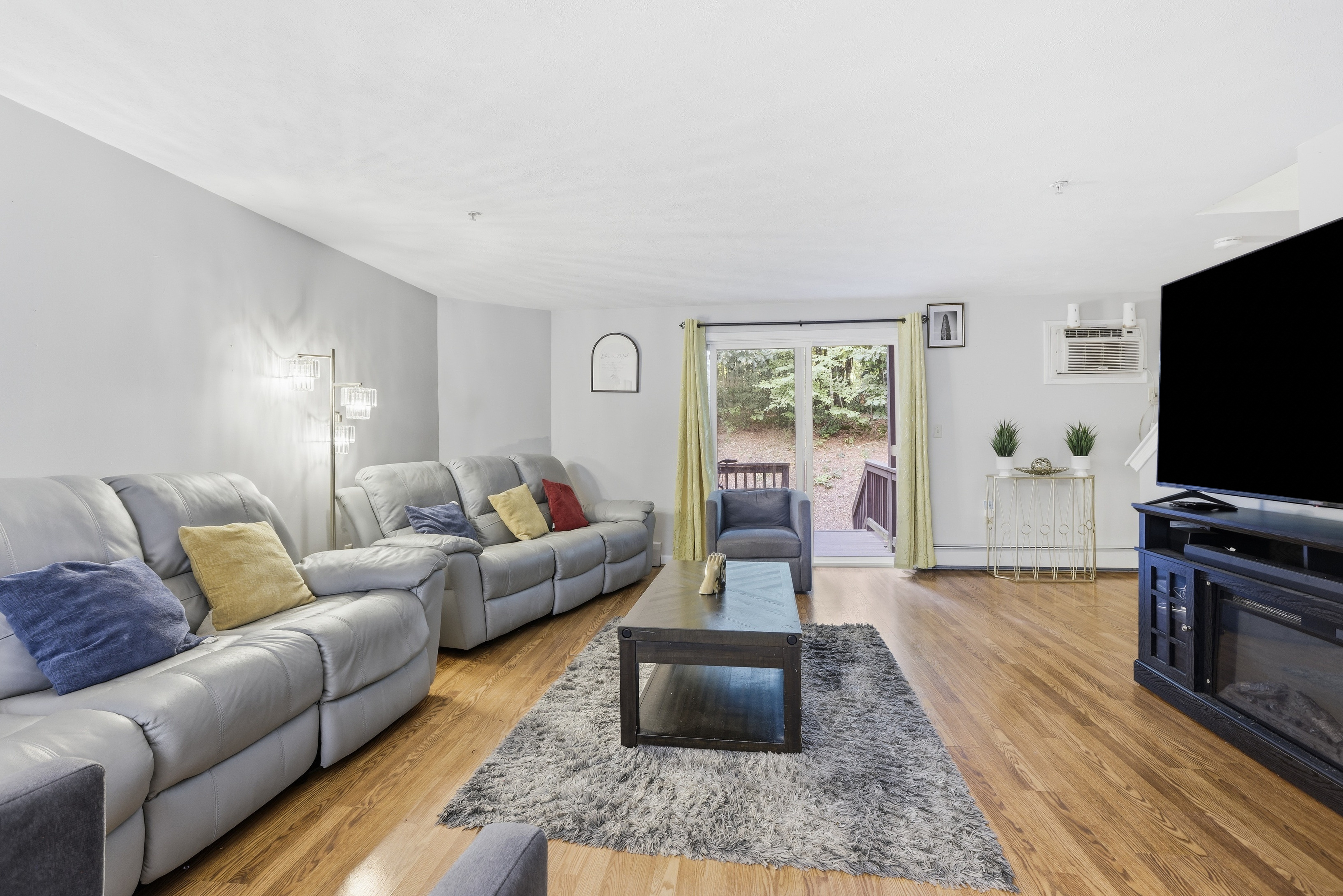  31 Patriot Rd, Fitchburg, MA, 01420 - 物件實景