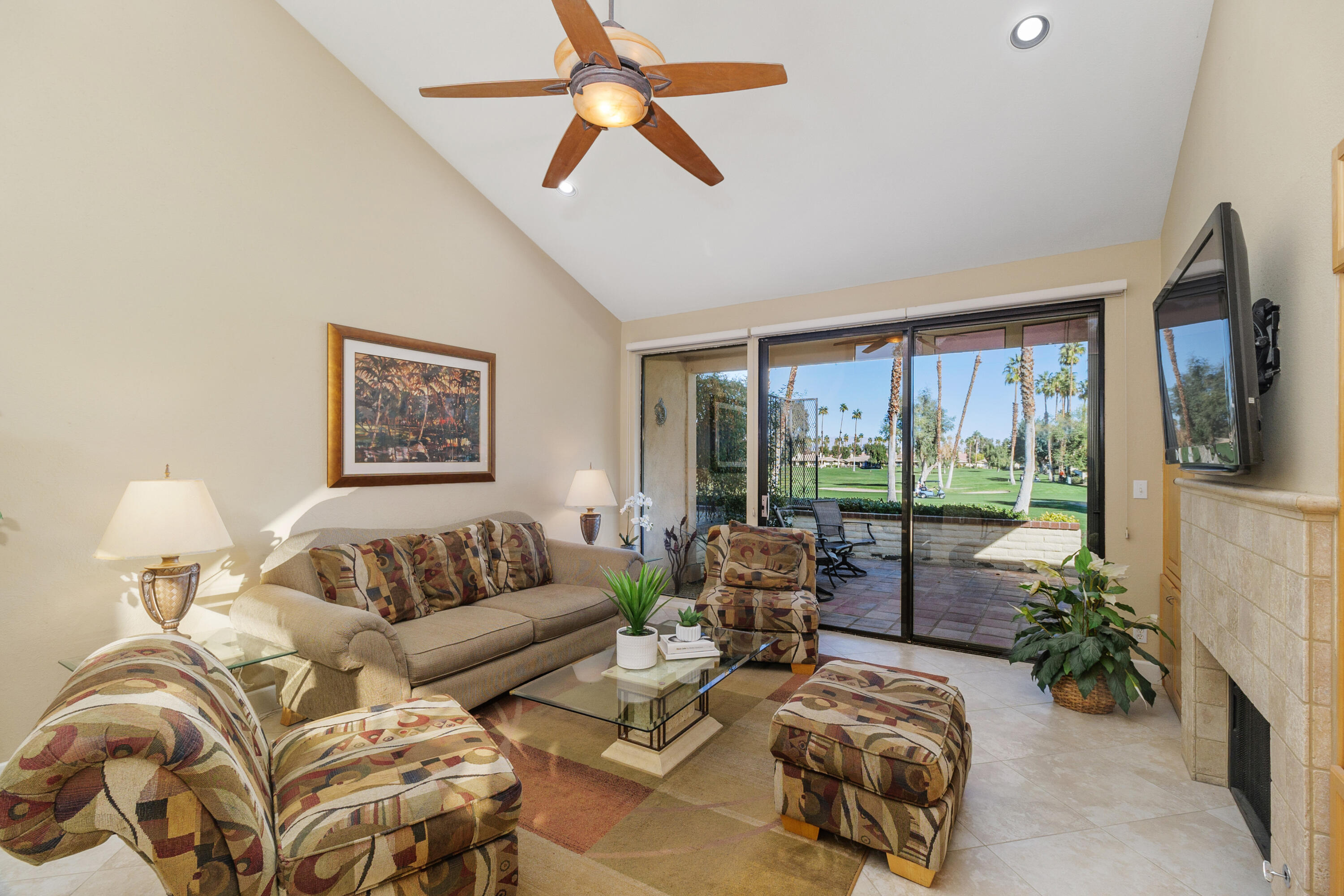 Palm Desert, California, 92260, United States, 2 Bedrooms Bedrooms, ,2 BathroomsBathrooms,Residential,For Sale,1951083
