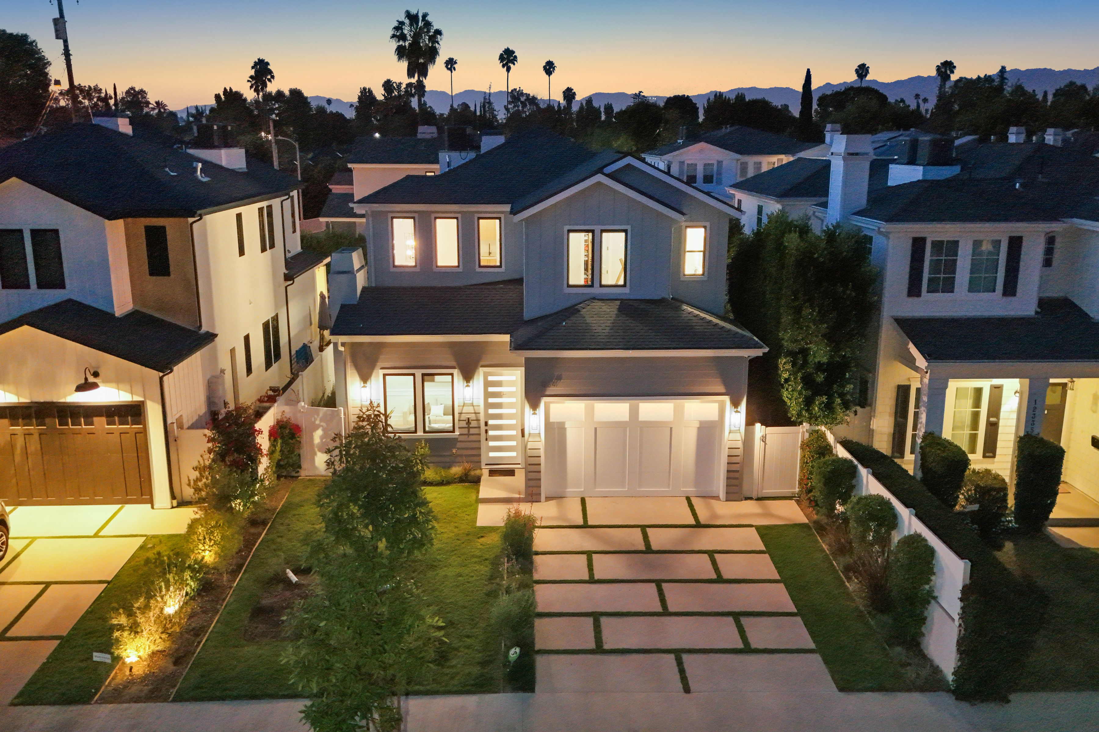  12341 Addison Street - 物件實景