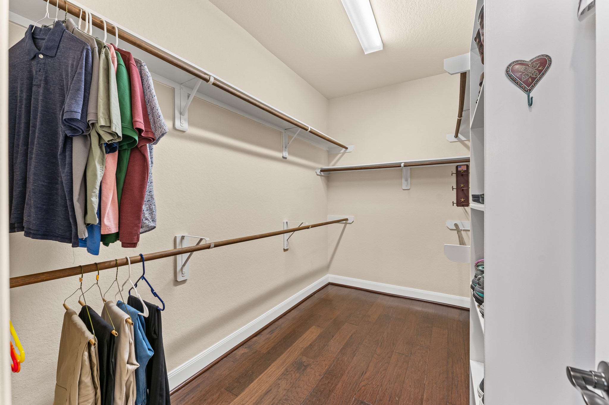 Pearland, Texas, 77089, United States, 4 Bedrooms Bedrooms, ,4 BathroomsBathrooms,Residential,For Sale,1967646