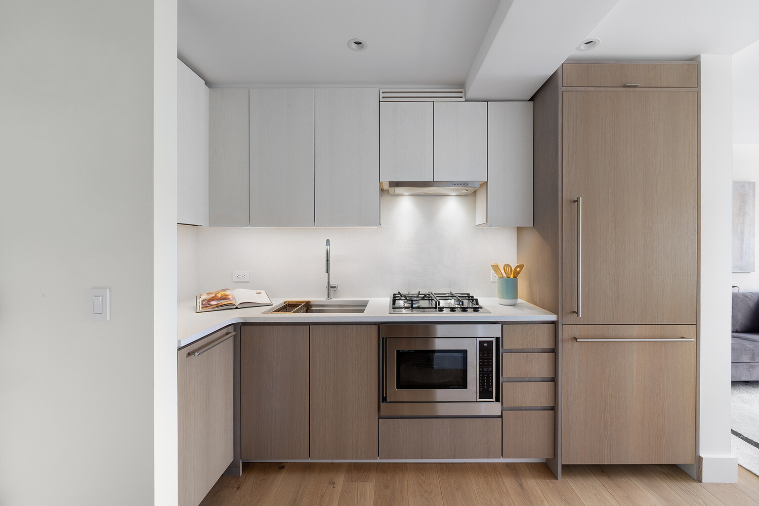 New York City, New York, 10025, United States, 1 Bedroom Bedrooms, ,1 BathroomBathrooms,Residential,For Sale,1918713