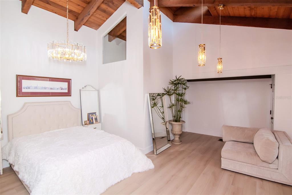 Dunedin, Florida, 34698, United States, 4 Bedrooms Bedrooms, ,5 BathroomsBathrooms,Residential,For Sale,1987490