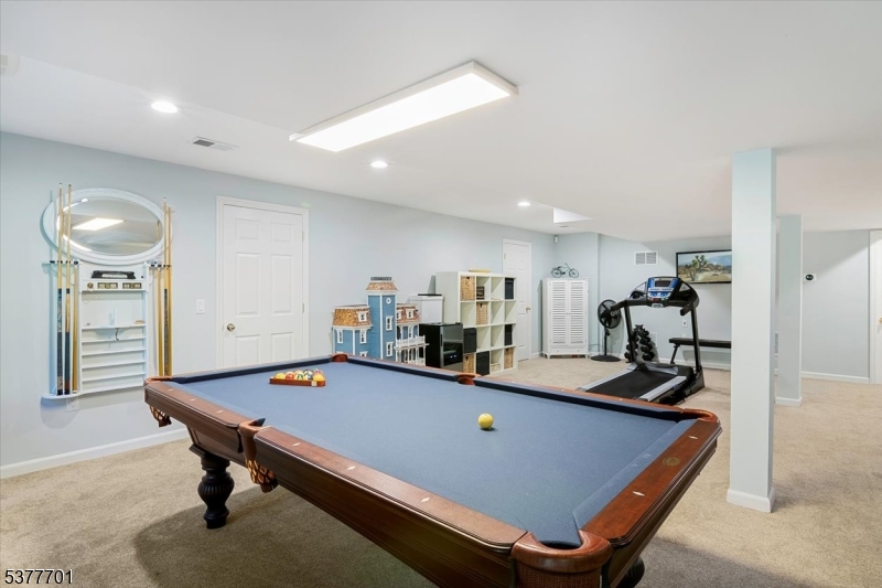 Denville Twp., New Jersey, 07834-3836, United States, 3 Bedrooms Bedrooms, ,4 BathroomsBathrooms,Residential,For Sale,1914239