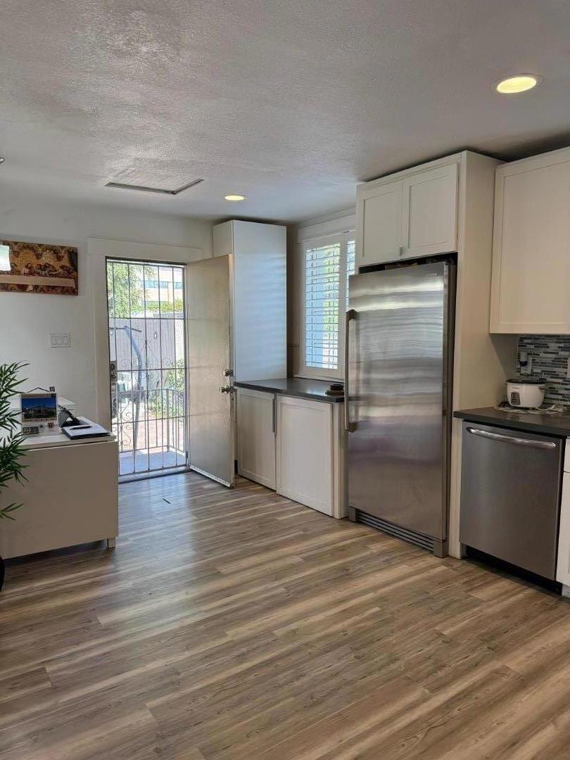 Hayward, California, 94541, United States, 2 Bedrooms Bedrooms, ,1 BathroomBathrooms,Residential,For Sale,1944993