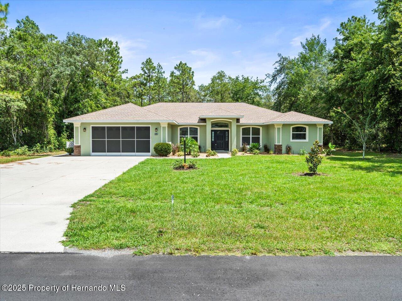 Inverness, Florida, 34453, United States, 4 Bedrooms Bedrooms, ,3 BathroomsBathrooms,Residential,For Sale,1846671