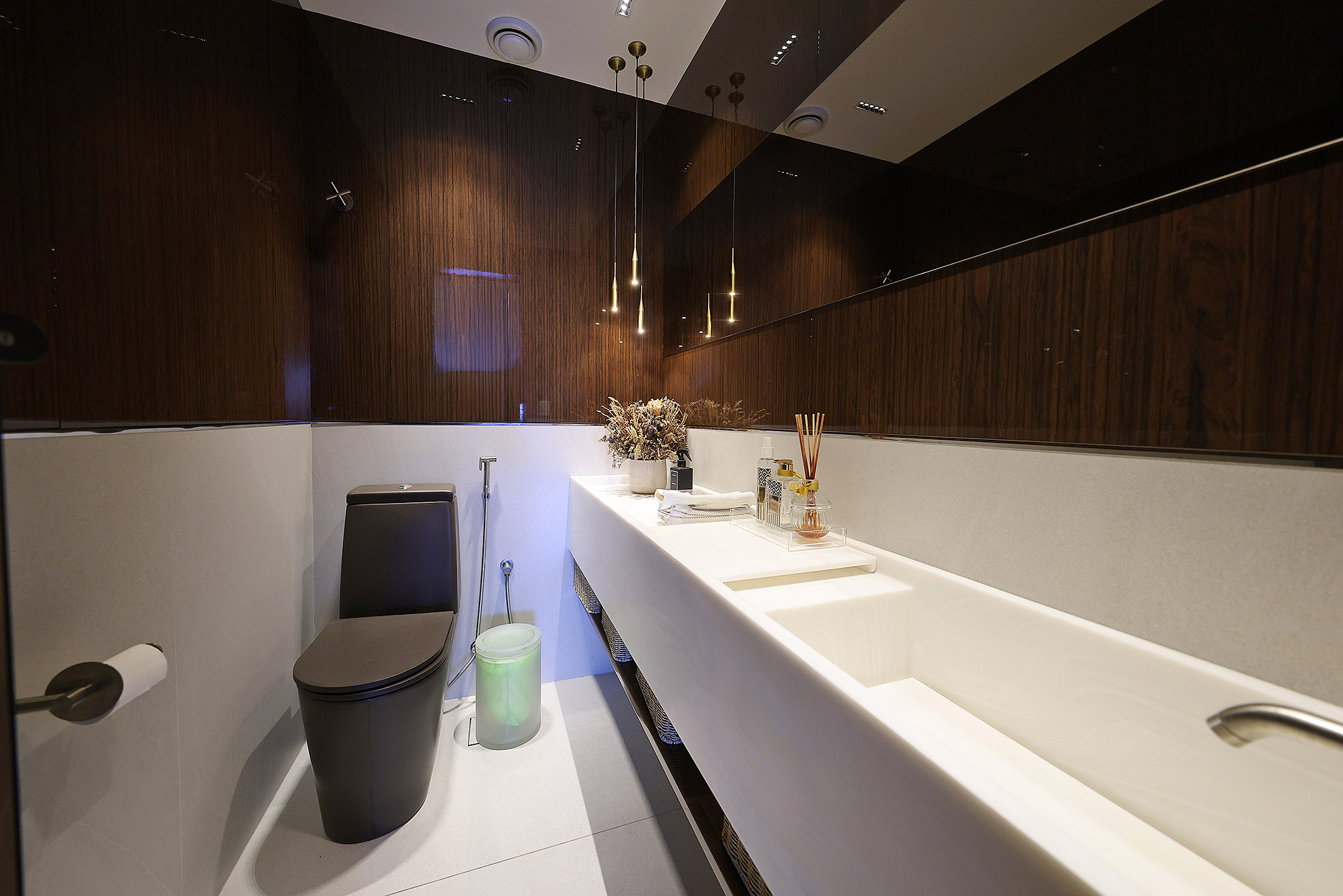  Uninterrupted Ocean Views in a One-of-a-Kind Penthouse in Leblon - 物件實景