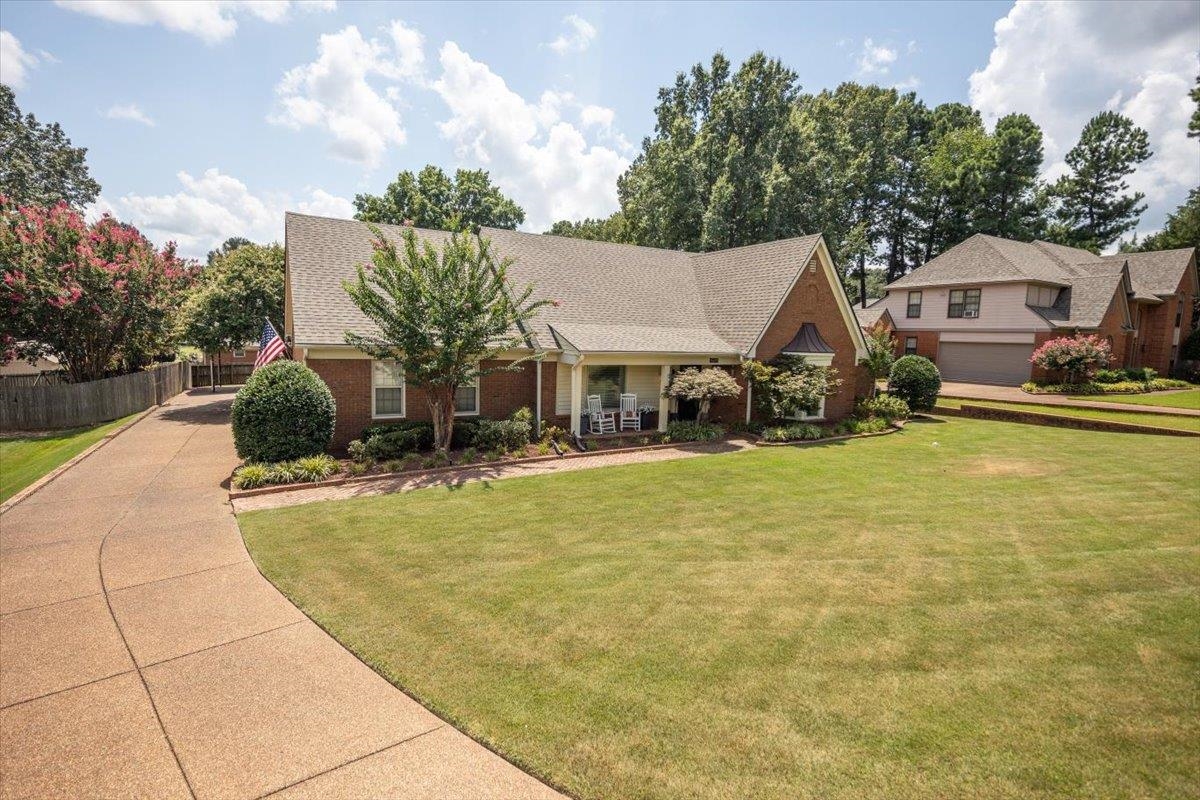 Collierville, Tennessee, 38017, United States, 4 Bedrooms Bedrooms, ,2 BathroomsBathrooms,Residential,For Sale,1911885
