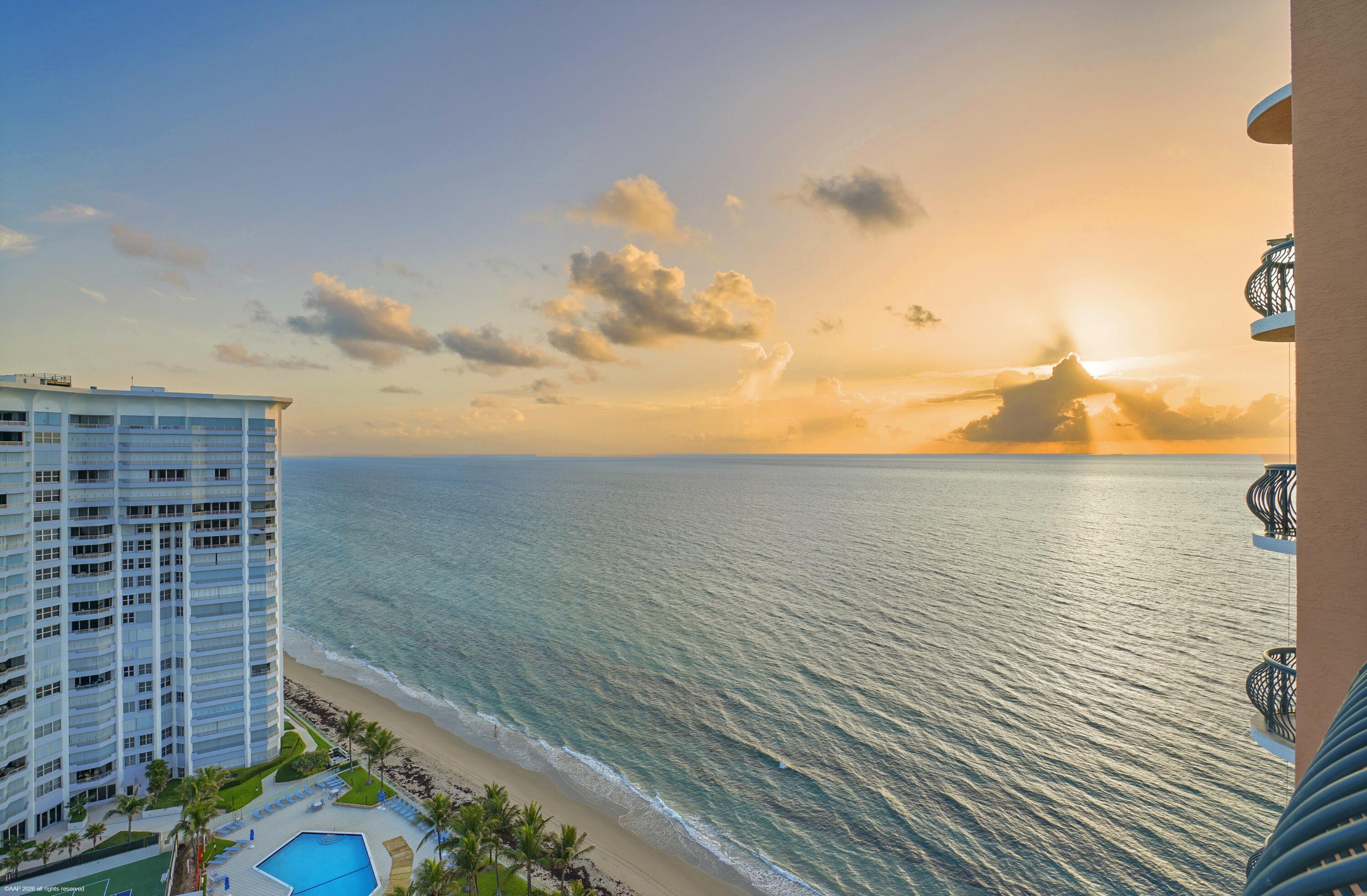  5150 N Ocean Drive PH 2001 - 物件實景
