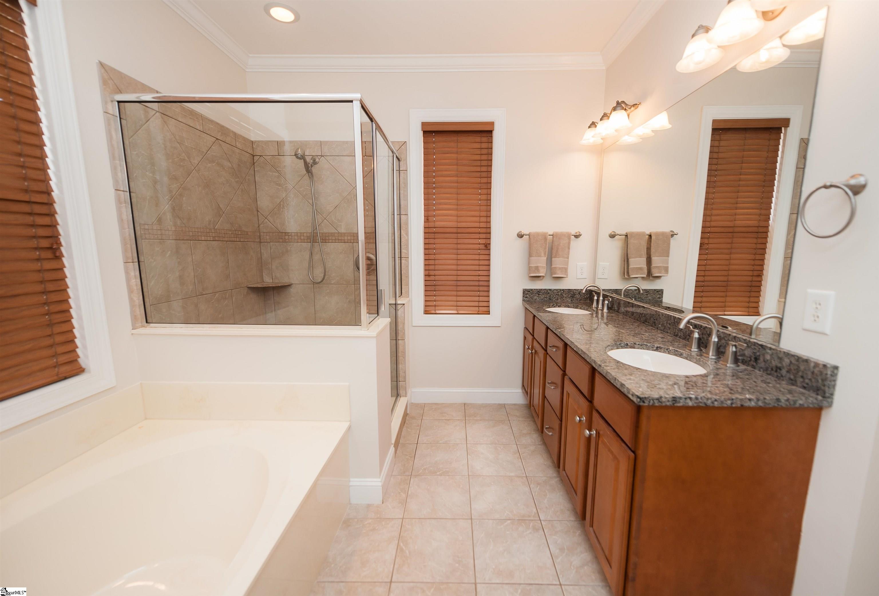 Campobello, South Carolina, 29322, United States, 3 Bedrooms Bedrooms, ,3 BathroomsBathrooms,Residential,For Sale,1779343