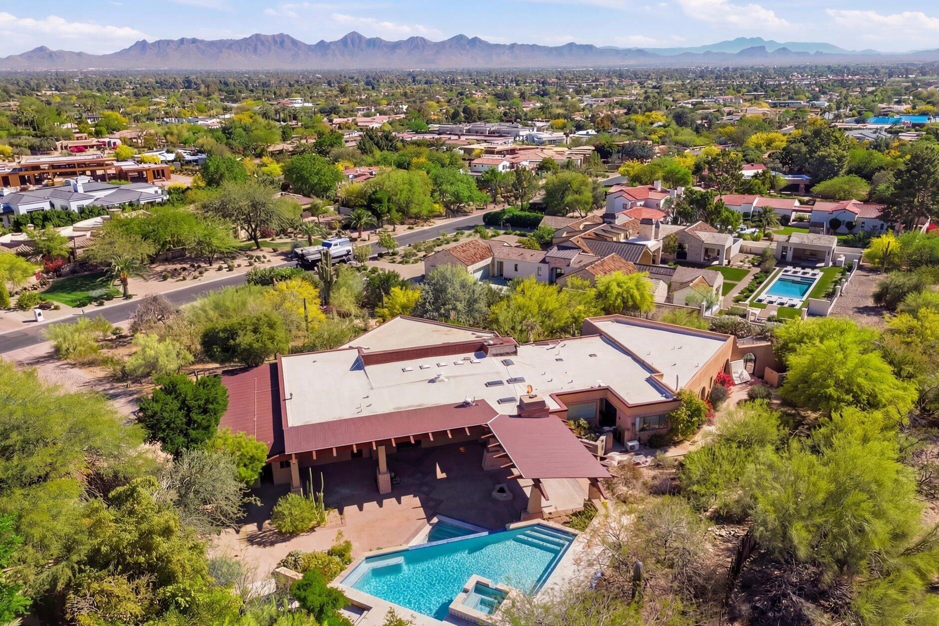  6511 E Hummingbird Lane  Scottsdale, AZ - 物件實景