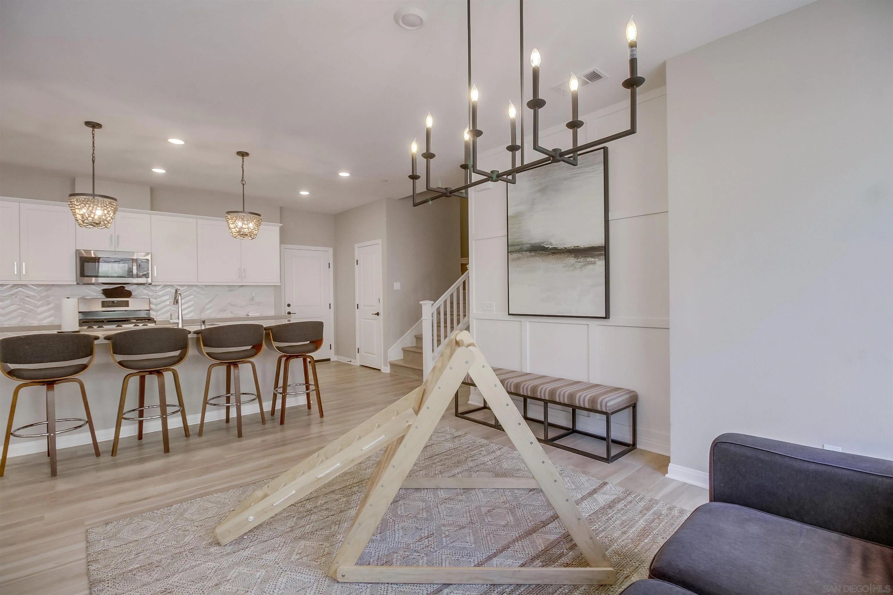 Chula Vista, California, 91913, United States, 4 Bedrooms Bedrooms, ,3 BathroomsBathrooms,Residential,For Sale,1949636