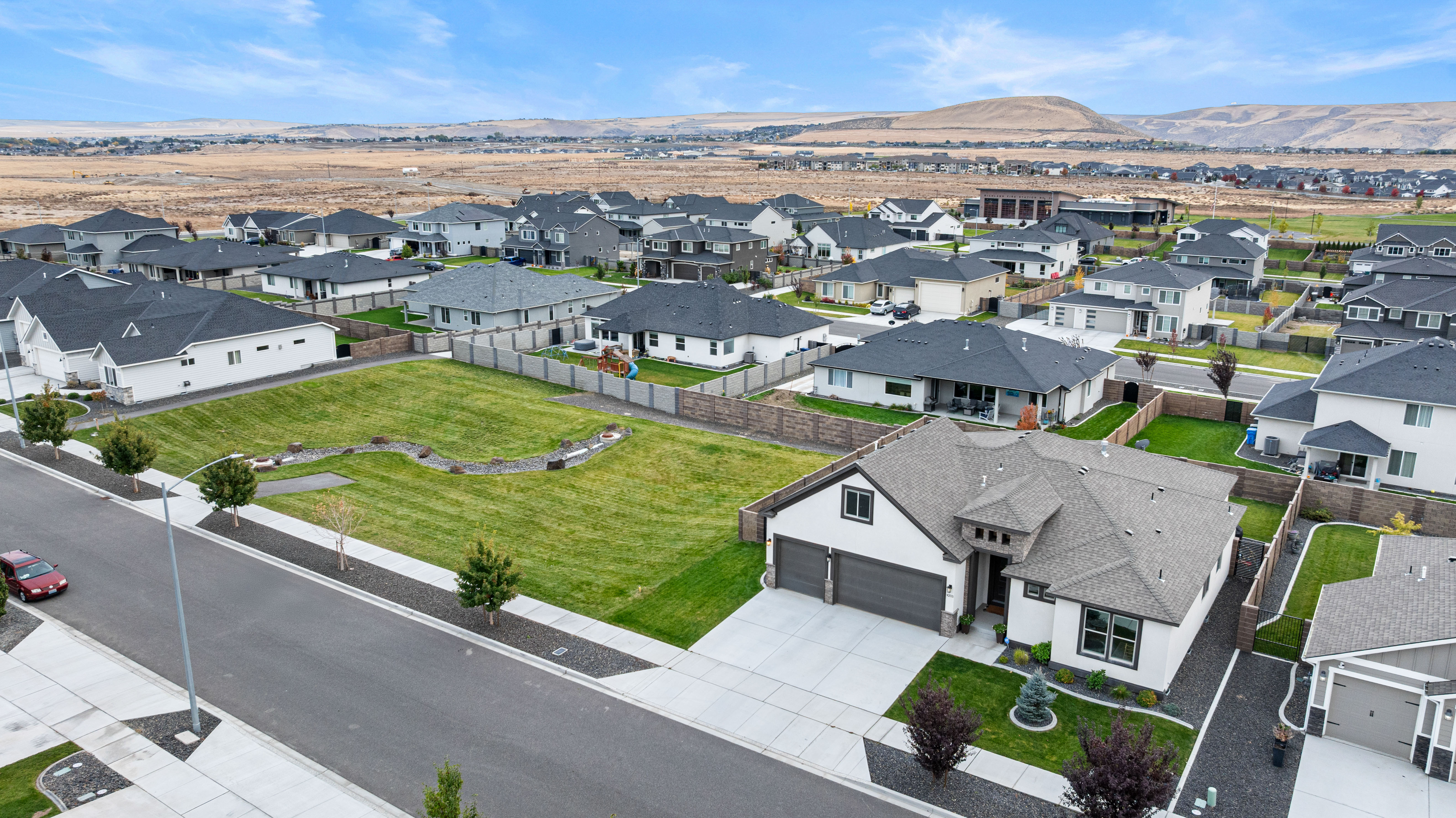  Like NEW - Rambler + Bonus Room - 物件實景