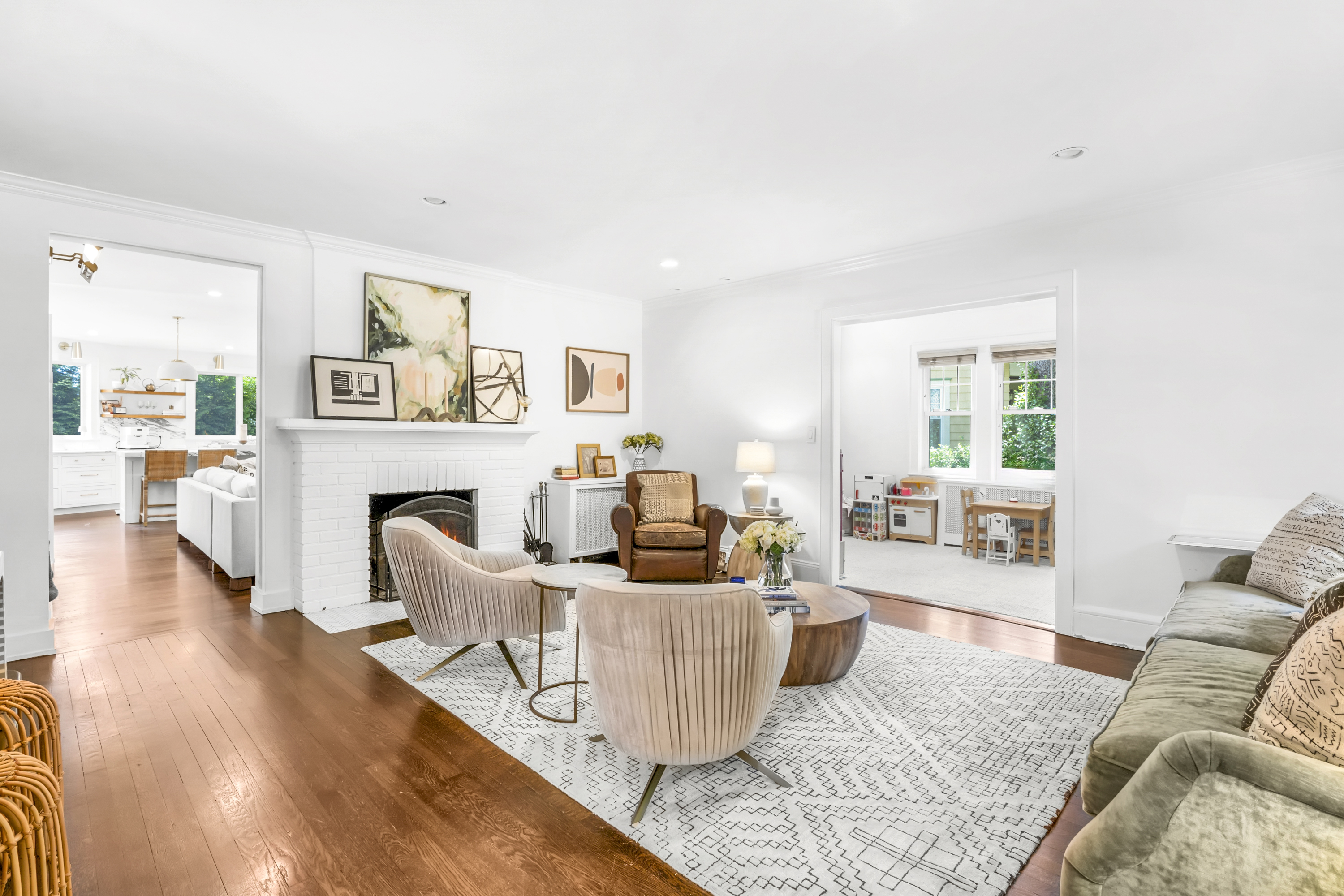  Fully Renovated Larchmont Colonial - 物件實景