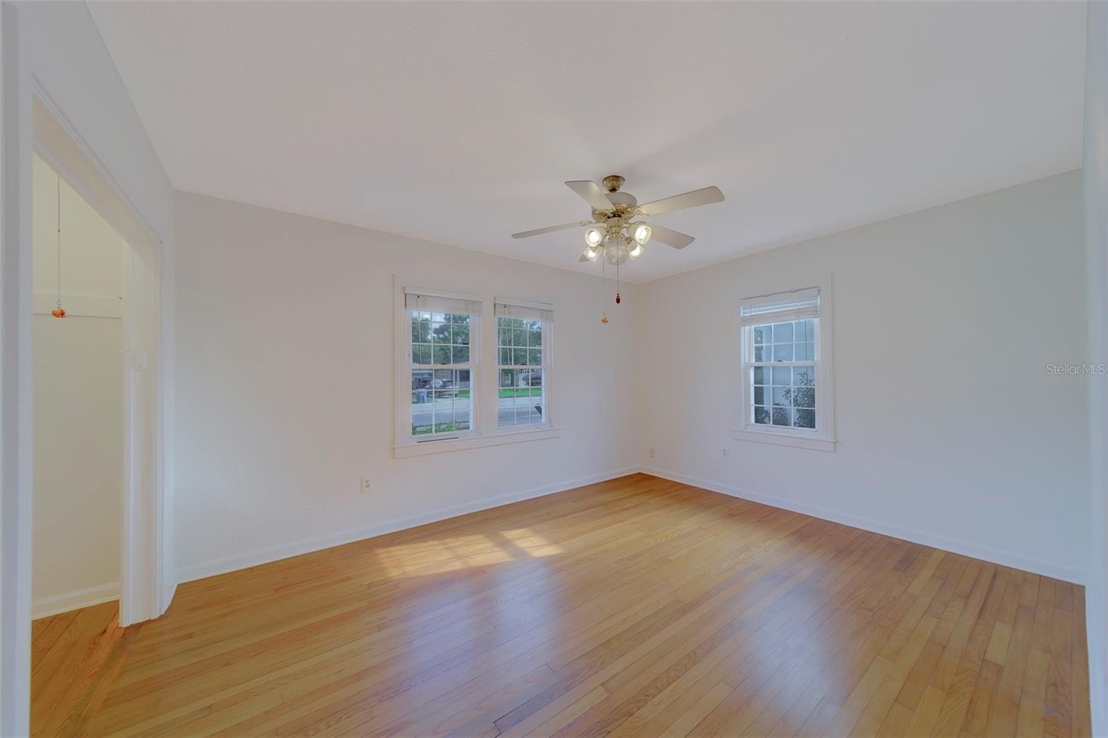 CLEARWATER, Florida, 33755, United States, 2 Bedrooms Bedrooms, ,1 BathroomBathrooms,Residential,For Sale,1976498