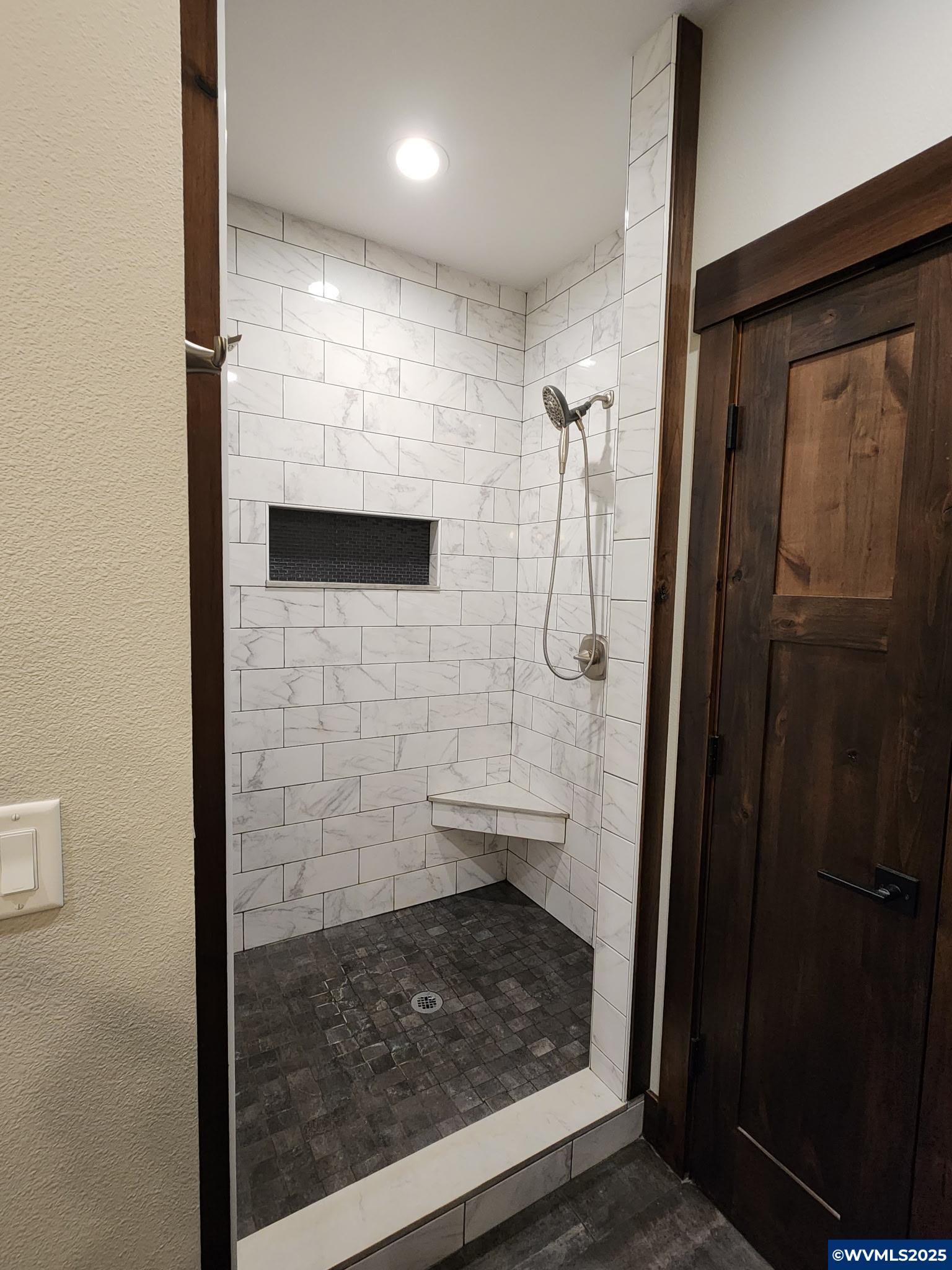 Mill City, Oregon, 97360, United States, 3 Bedrooms Bedrooms, ,2 BathroomsBathrooms,Residential,For Sale,1820943