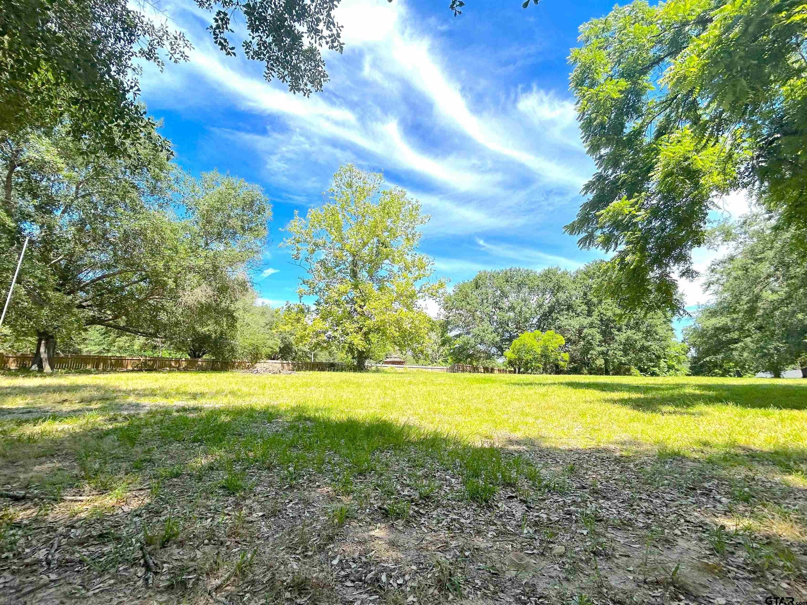Frankston, Texas, 75763, United States, 3 Bedrooms Bedrooms, ,2 BathroomsBathrooms,Residential,For Sale,1924553