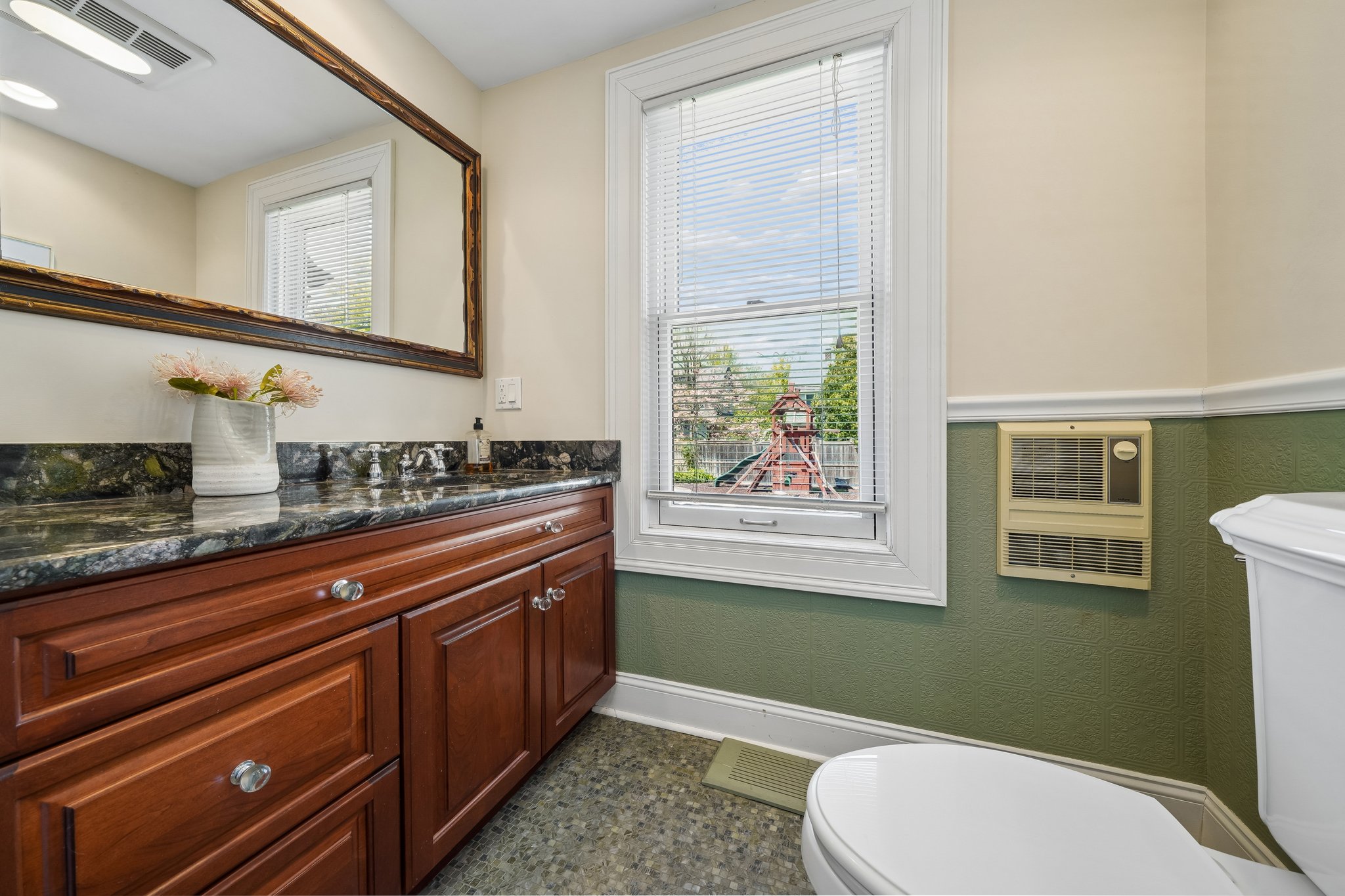  215 Inwood Avenue, Montclair, NJ 07043 - 物件實景