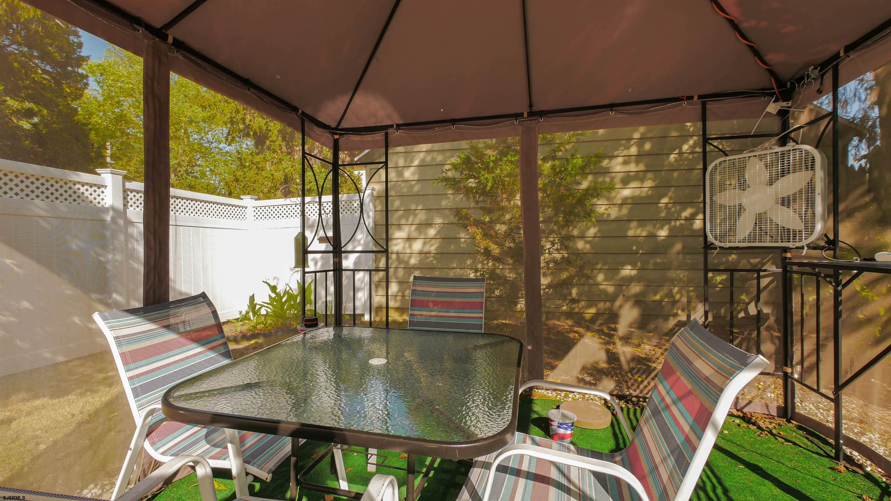 Absecon, New Jersey, 08201, United States, 5 Bedrooms Bedrooms, ,4 BathroomsBathrooms,Residential,For Sale,1908485