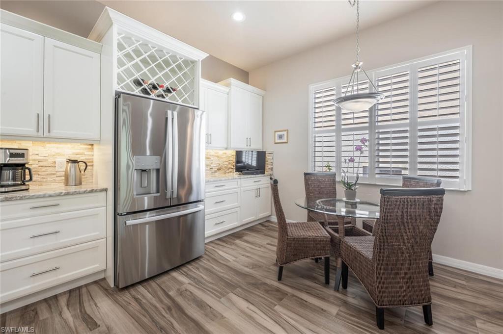 Naples, Florida, 34104, United States, 2 Bedrooms Bedrooms, ,2 BathroomsBathrooms,Residential,For Sale,1743040