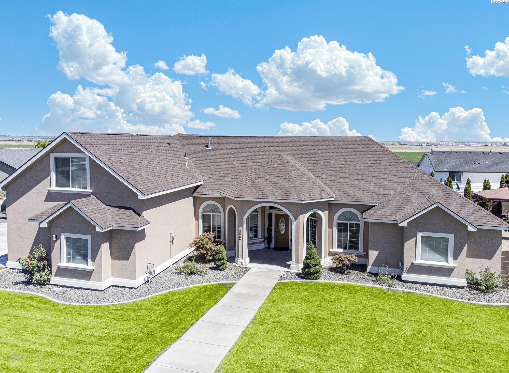Pasco, Washington, 99301, United States, 4 Bedrooms Bedrooms, ,2 BathroomsBathrooms,Residential,For Sale,1826907