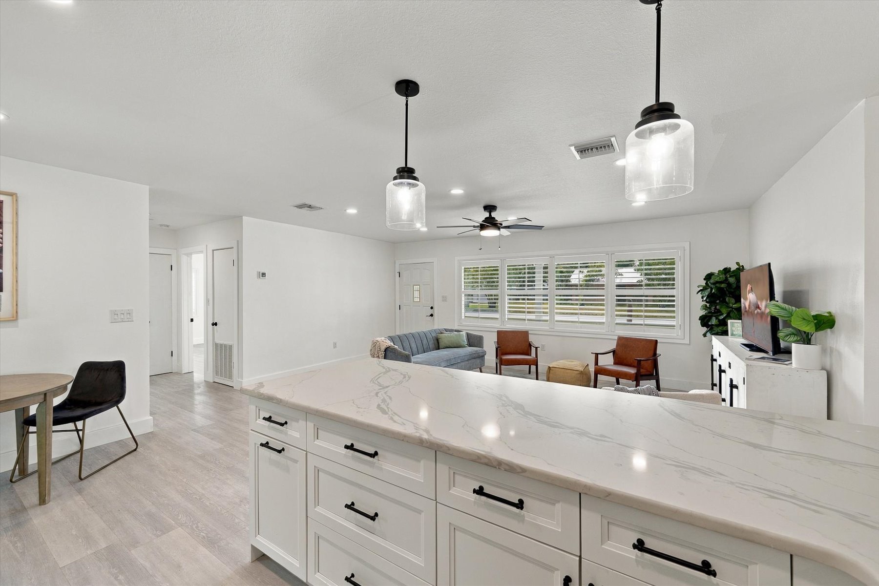  446 Coral Drive, Melbourne, FL, 32935 - 物件實景
