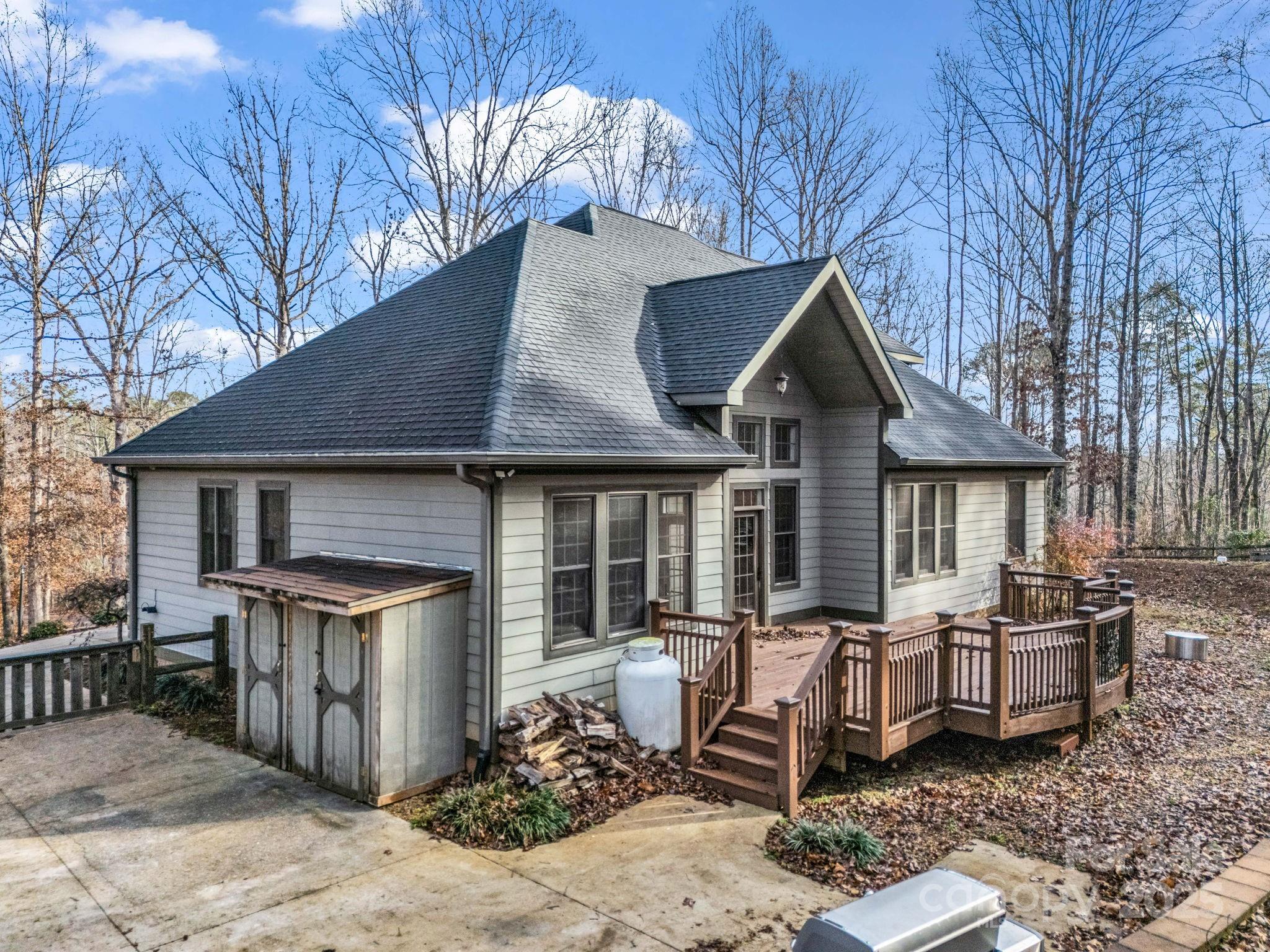 Tryon, North Carolina, 28782, United States, 3 Bedrooms Bedrooms, ,4 BathroomsBathrooms,Residential,For Sale,2001851