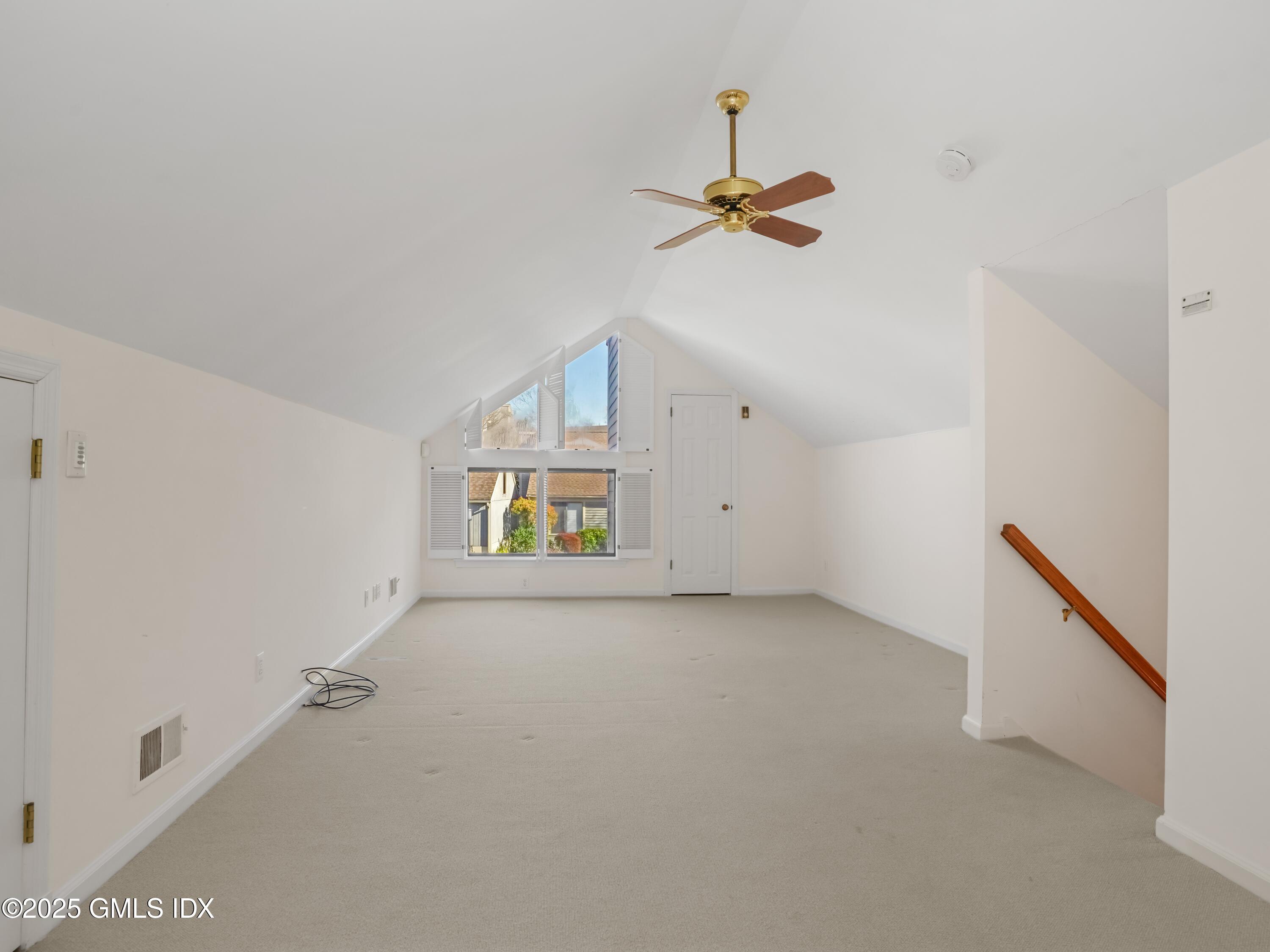 Greenwich, Connecticut, 06831, United States, 3 Bedrooms Bedrooms, ,3 BathroomsBathrooms,Residential,For Sale,2001670