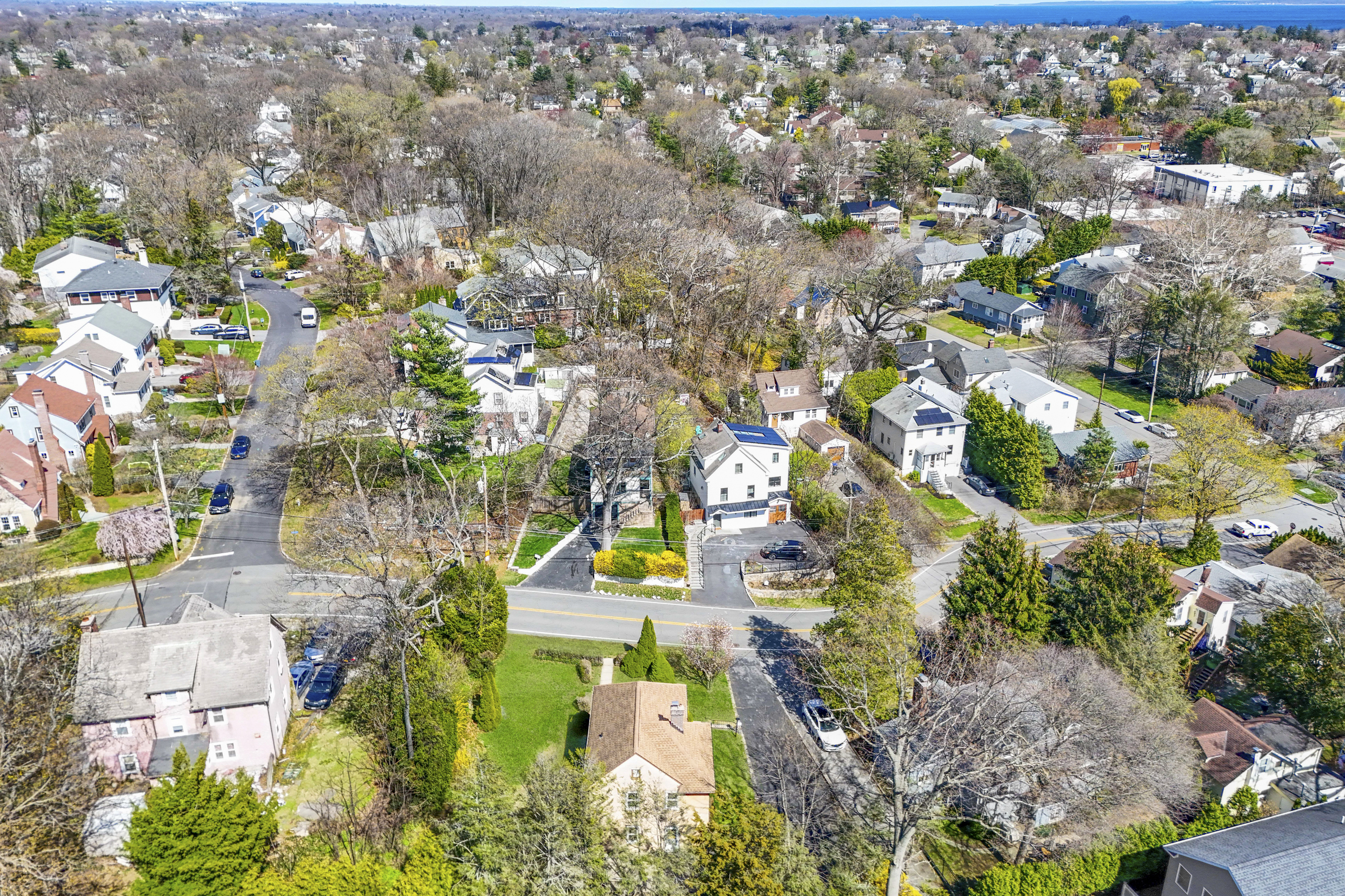  Charming Larchmont Colonial - 物件實景