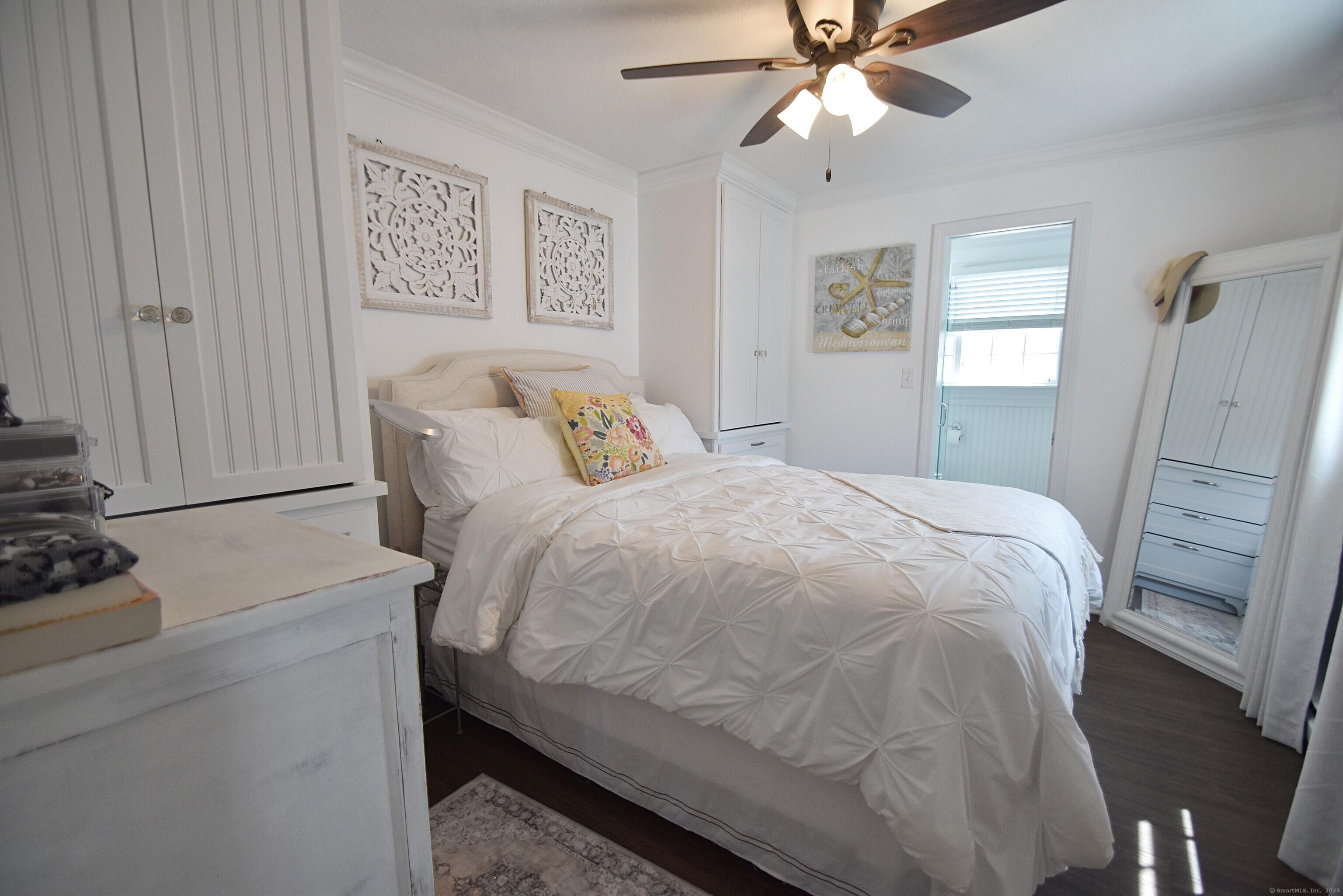 Clinton, Connecticut, 06413, United States, 3 Bedrooms Bedrooms, ,2 BathroomsBathrooms,Residential,For Sale,1914368