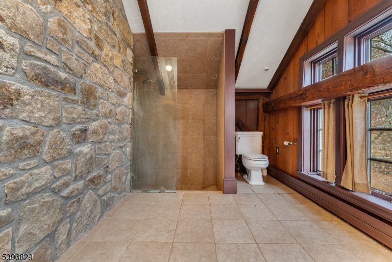 Union Twp., New Jersey, 08827, United States, 6 Bedrooms Bedrooms, ,6 BathroomsBathrooms,Residential,For Sale,1991066