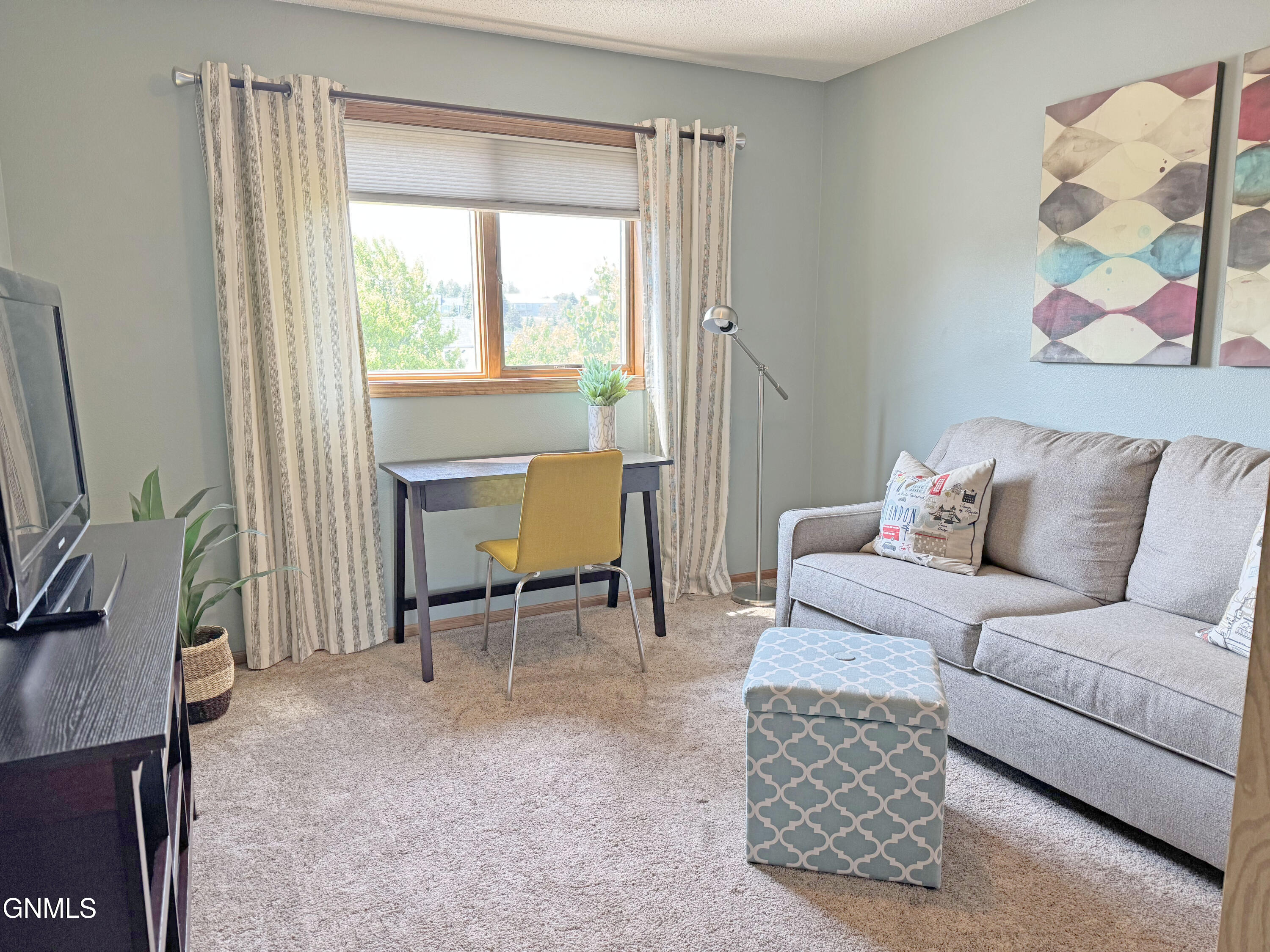 Bismarck, North Dakota, 58503, United States, 5 Bedrooms Bedrooms, ,2 BathroomsBathrooms,Residential,For Sale,2001566