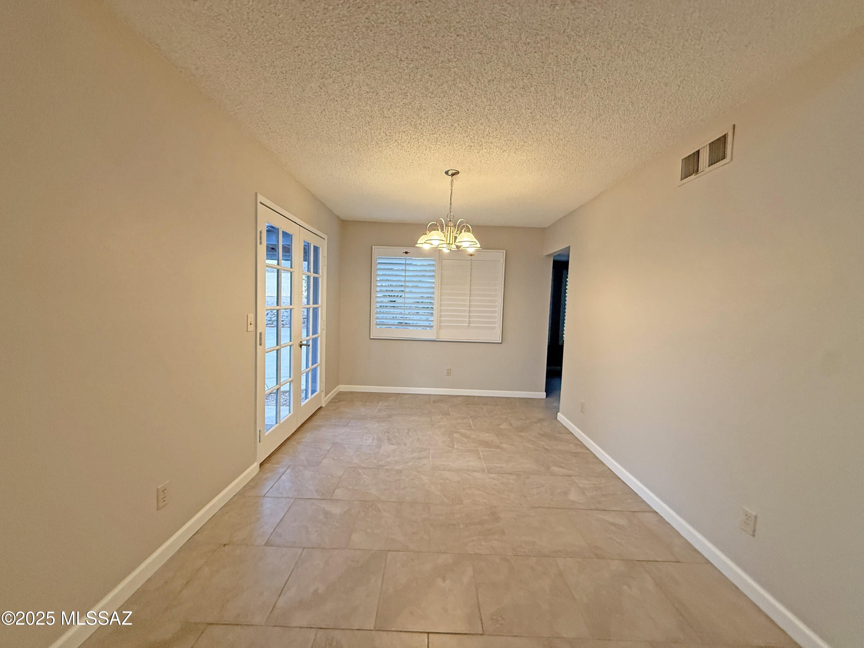 Tucson, Arizona, 85745, United States, 4 Bedrooms Bedrooms, ,3 BathroomsBathrooms,Residential,For Sale,1848330