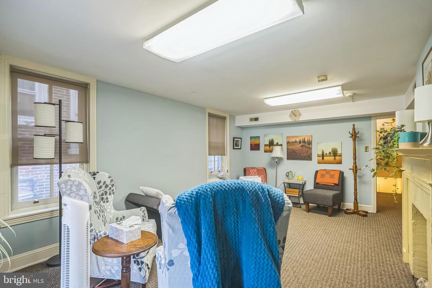 Philadelphia, Pennsylvania, 19103, United States, ,Residential,For Sale,1903580