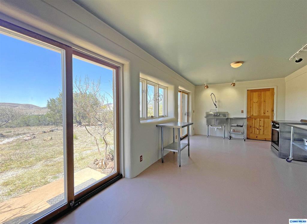 San Lorenzo, New Mexico, 88041, United States, 4 Bedrooms Bedrooms, ,4 BathroomsBathrooms,Residential,For Sale,1927895