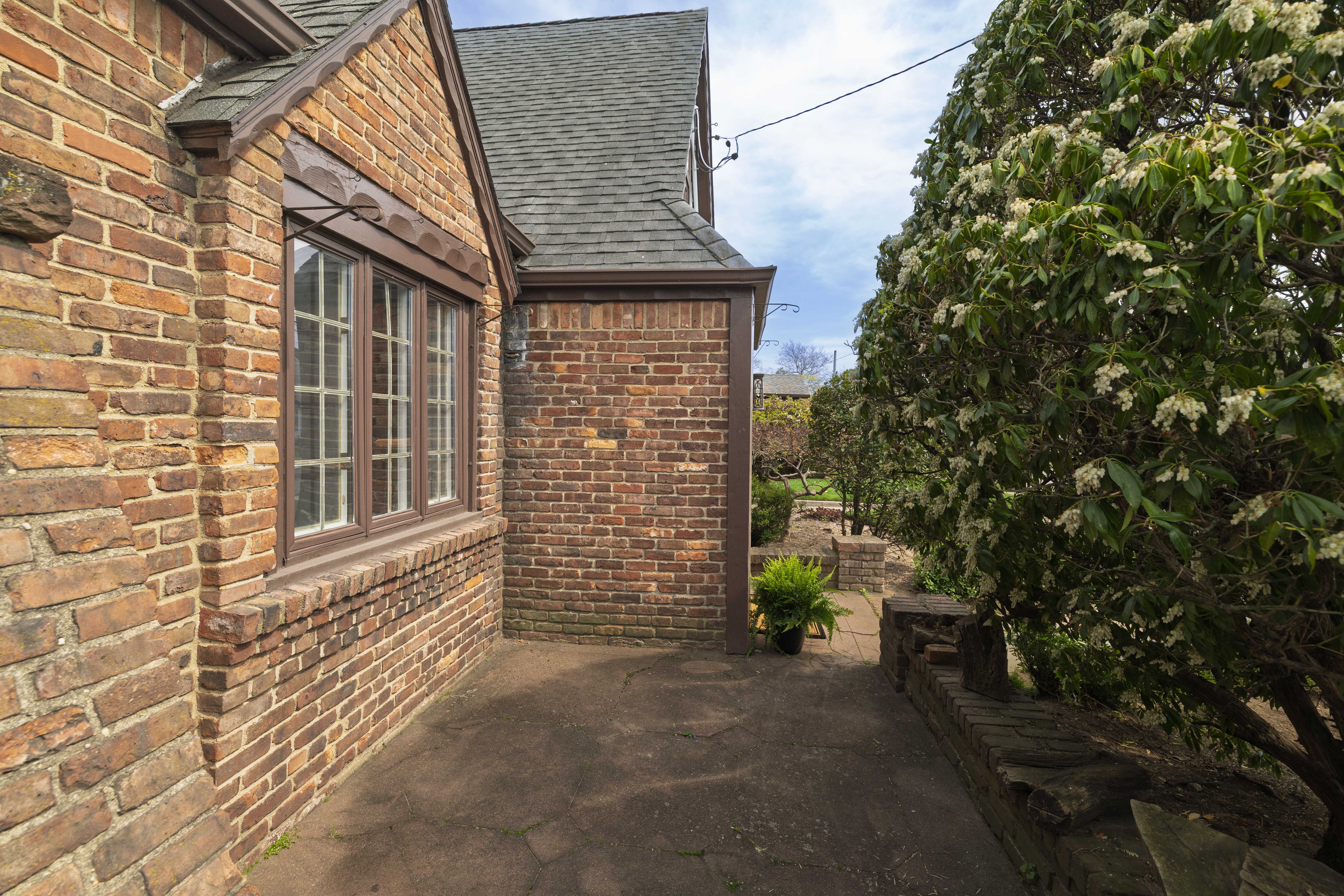  40 Horton Street, Malverne, NY 11565 - 物件實景