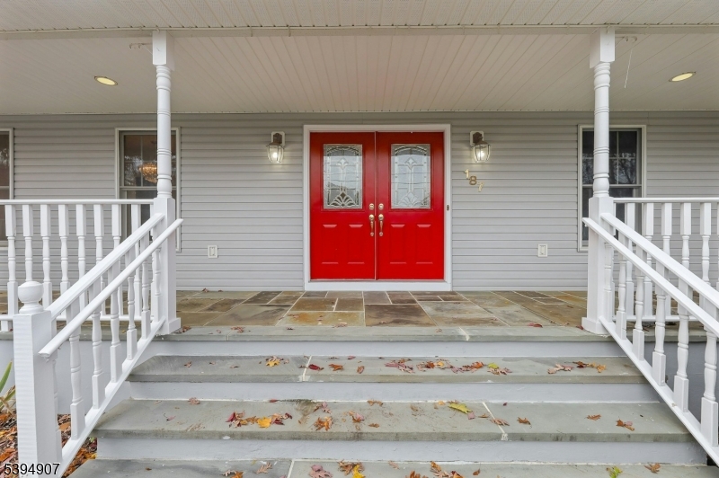 Wayne Twp., New Jersey, 07470, United States, 4 Bedrooms Bedrooms, ,4 BathroomsBathrooms,Residential,For Sale,1989007