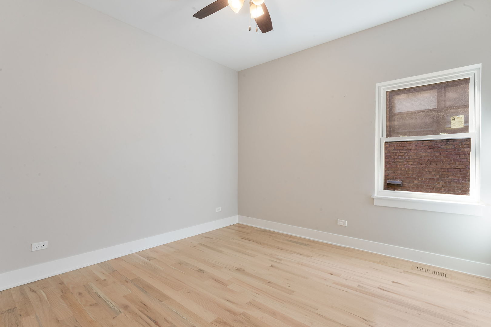 Chicago, Illinois, 60637, United States, 6 Bedrooms Bedrooms, ,Residential,For Sale,1938813