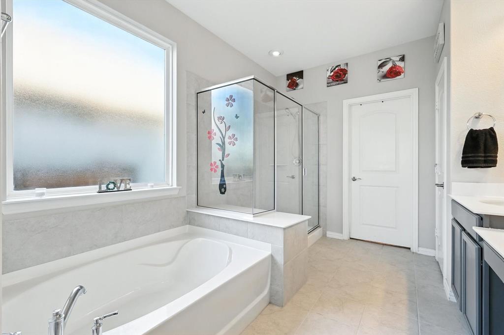 Oak Point, Texas, 75068, United States, 4 Bedrooms Bedrooms, ,3 BathroomsBathrooms,Residential,For Sale,1976023